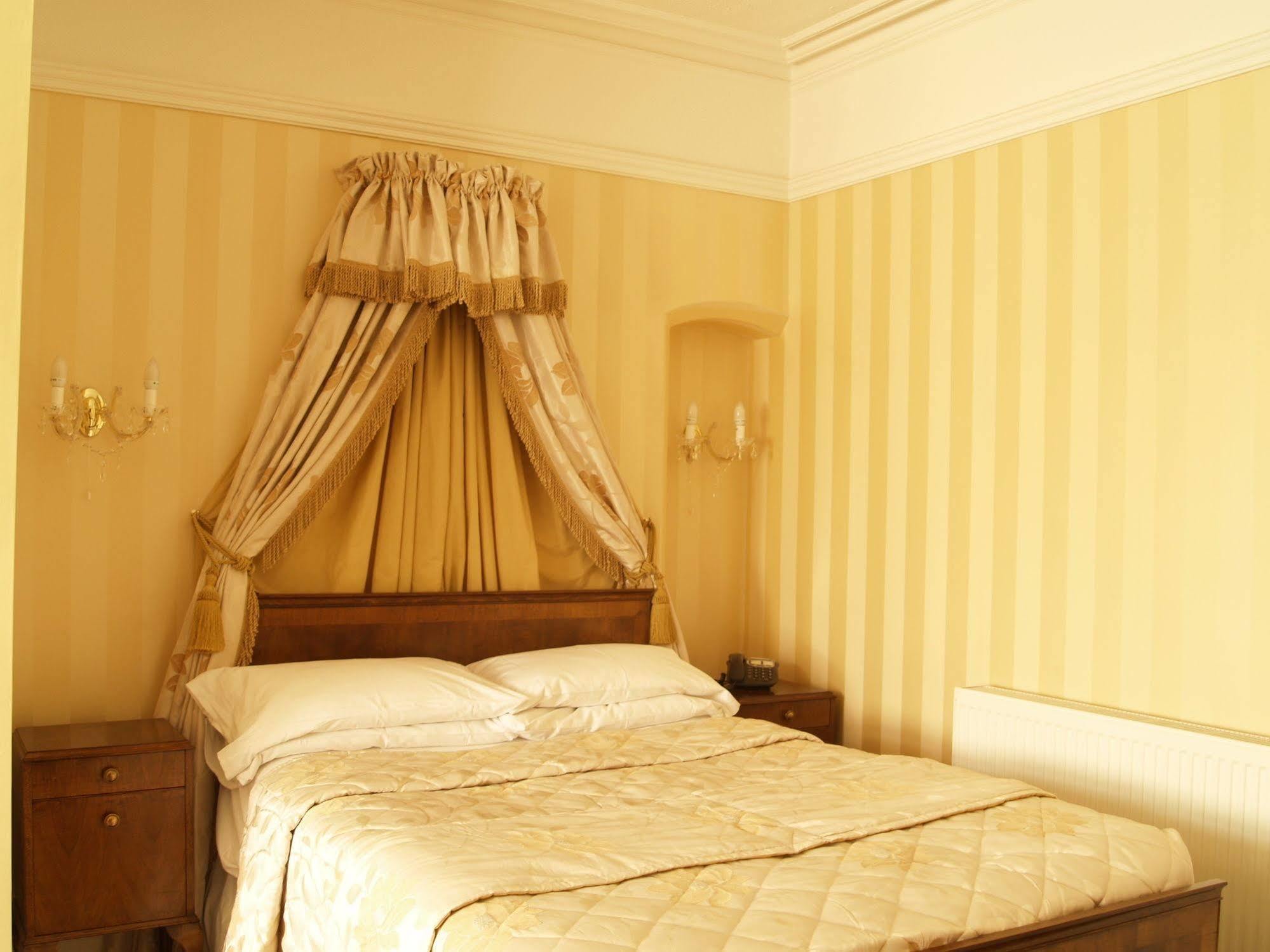 סייל Normanhurst Hotel מראה חיצוני תמונה